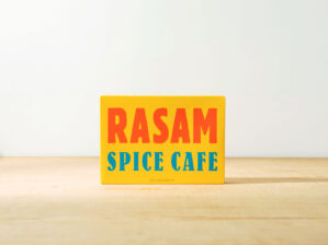 スパイスカフェ ラッサム（レトルトカレー）