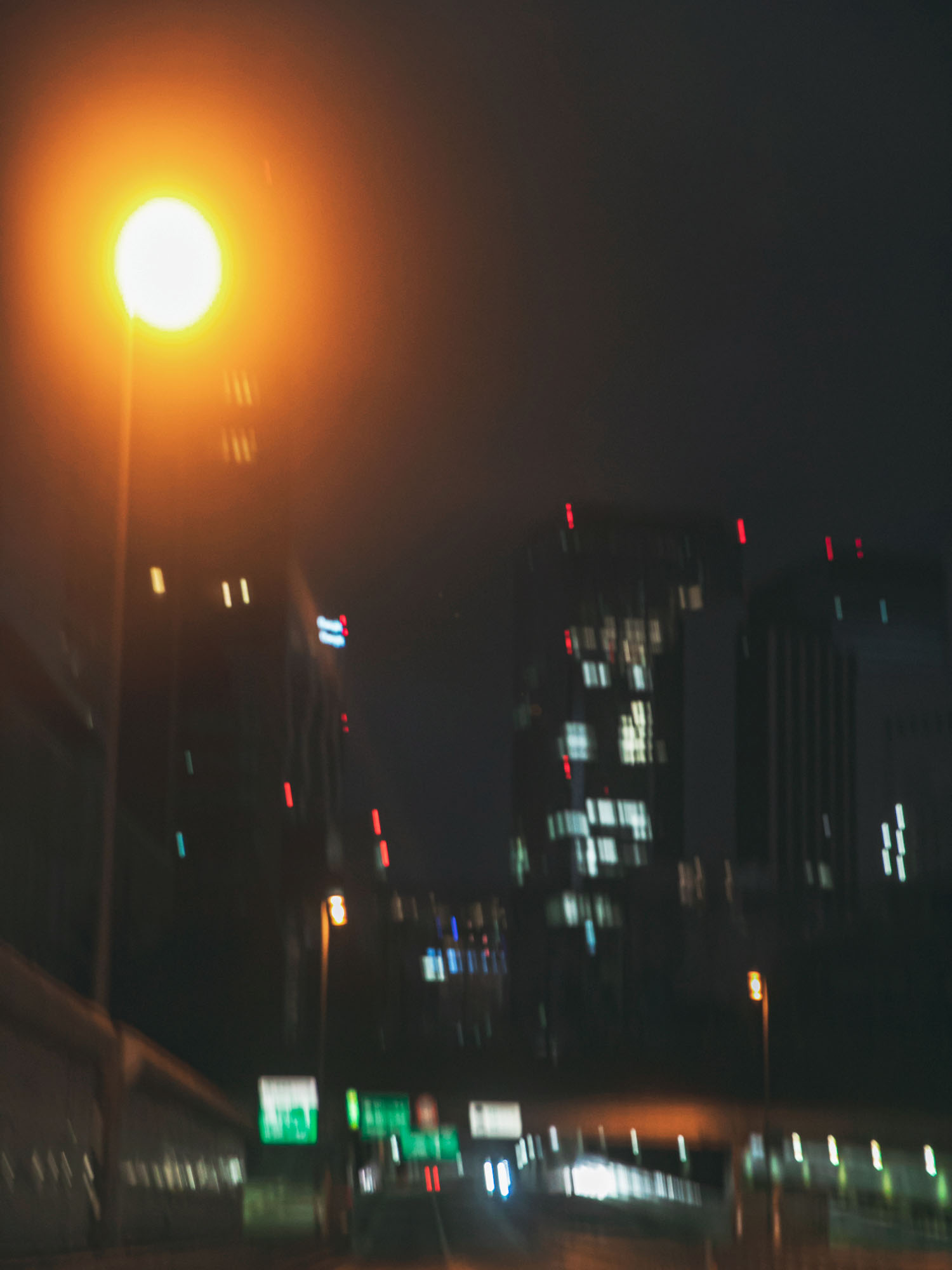 東京